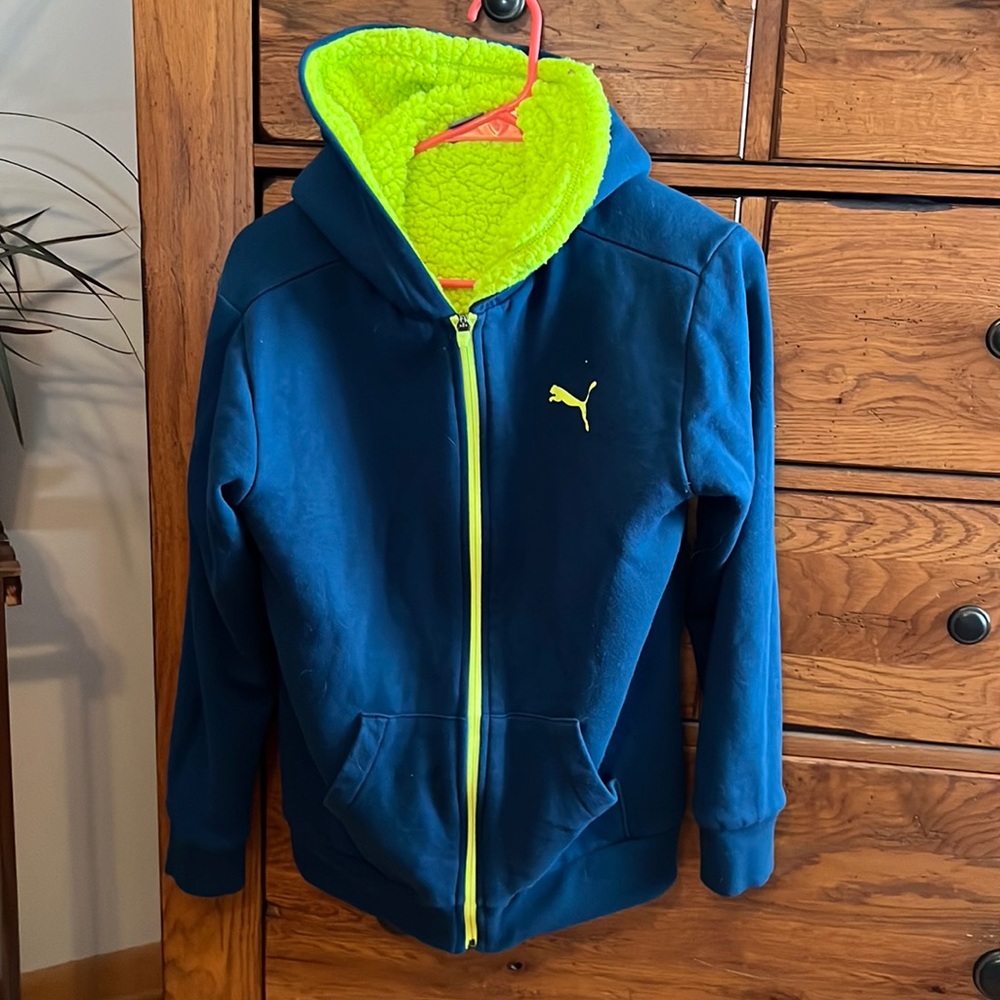 Blue and neon green Sherpa hoody.